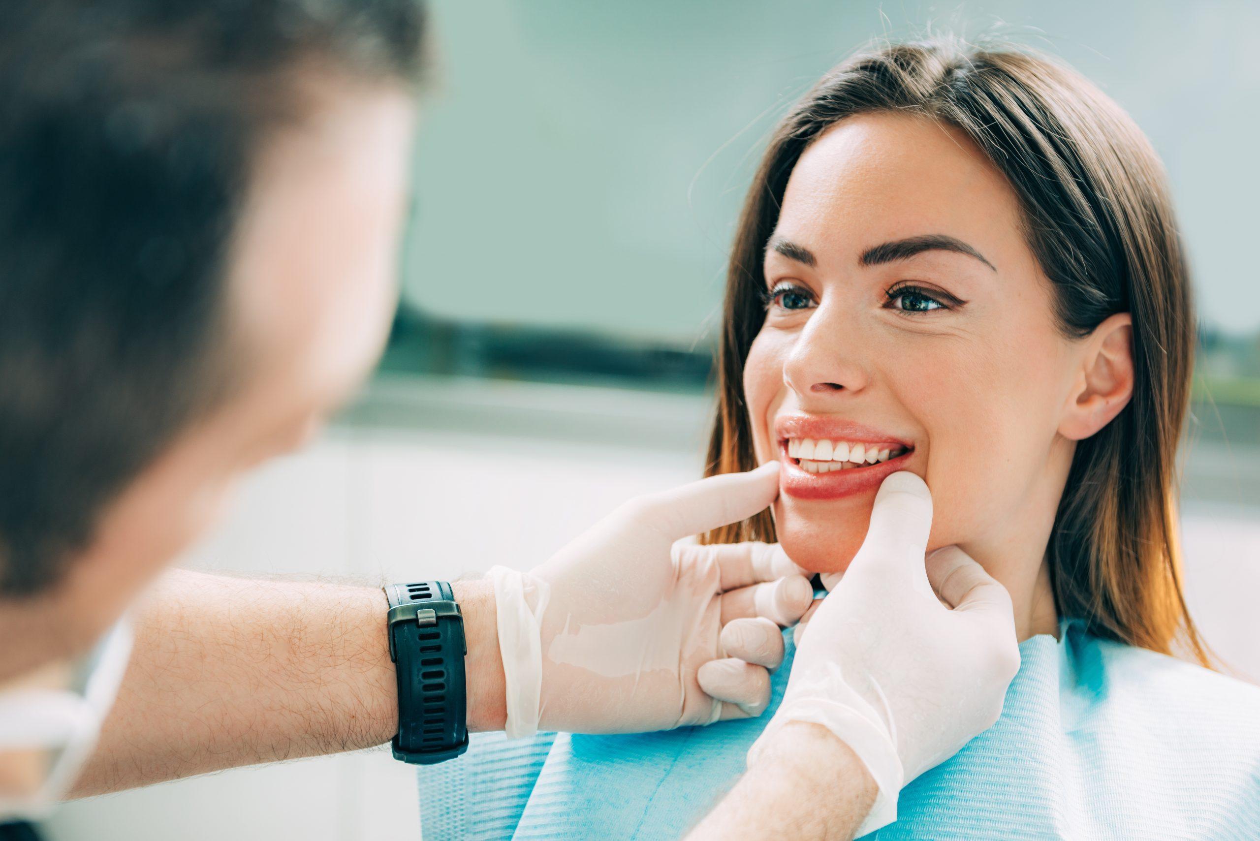 Cosmetic Dentistry in Looks Natural